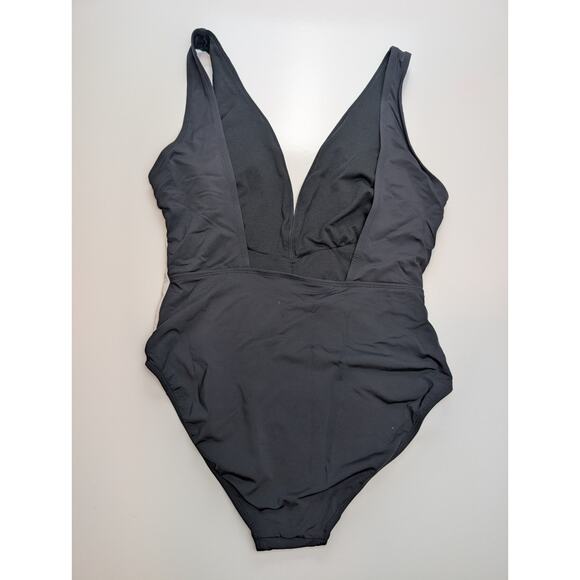Women's Size Large 12/14 Black Time & Tru One-Piece Swim Suit White Bow - Picture 4 of 5